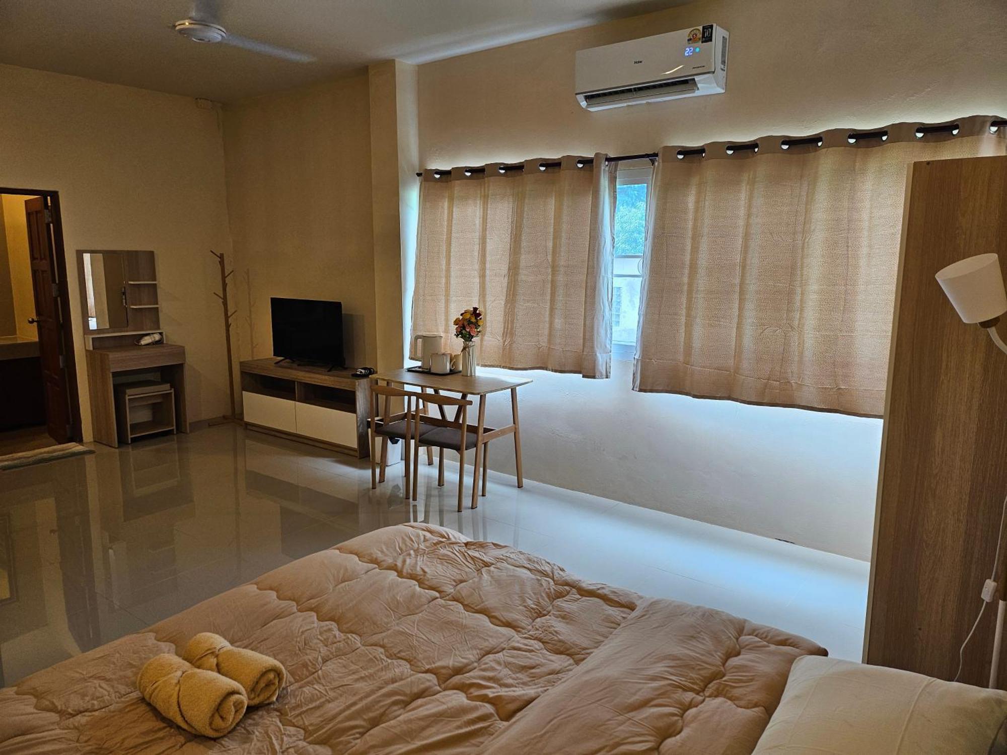 Skypearl Guesthouse & Pub เกาะเต่า ภายนอก รูปภาพ